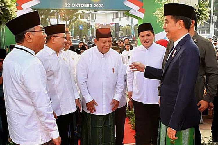 Melihat Keakraban Jokowi dengan Prabowo dan Erick Thohir di Apel Hari Santri 2023